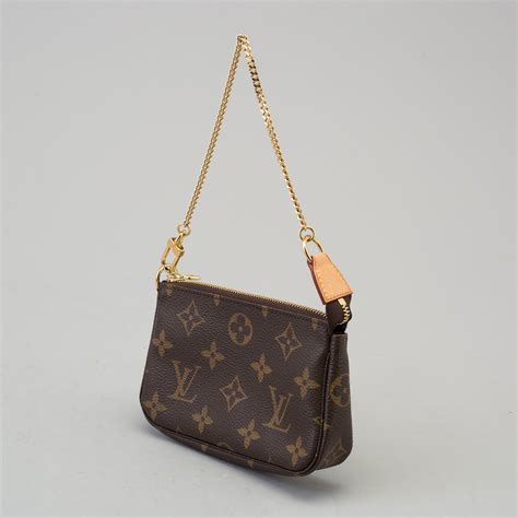 tiny louis vuitton bag